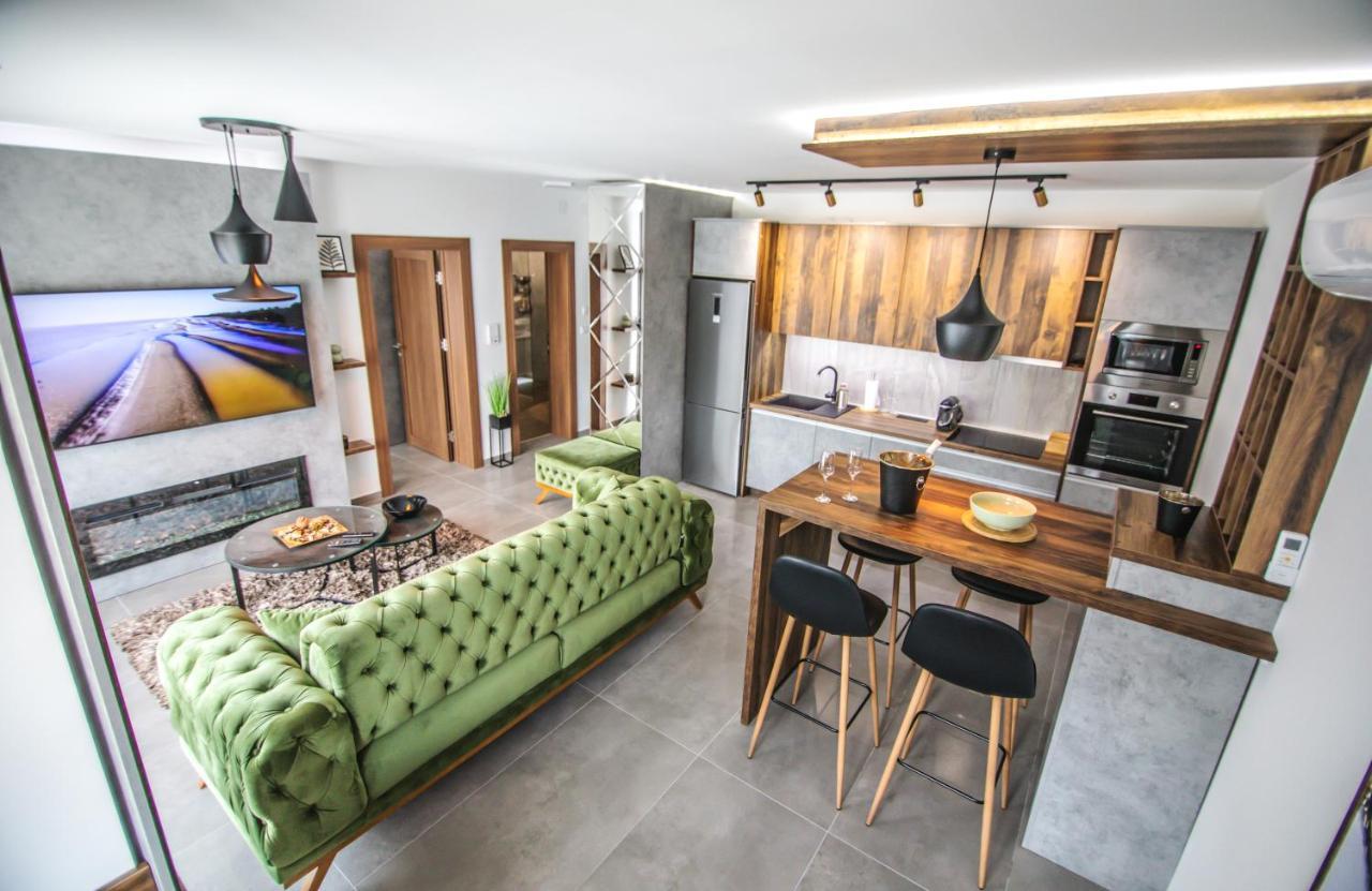 Royal Luxury Apartment Vrsac Buitenkant foto