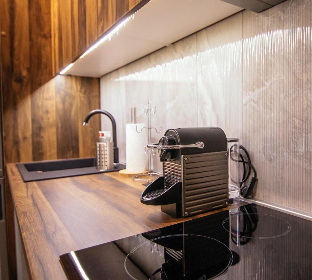 Royal Luxury Apartment Vrsac Buitenkant foto